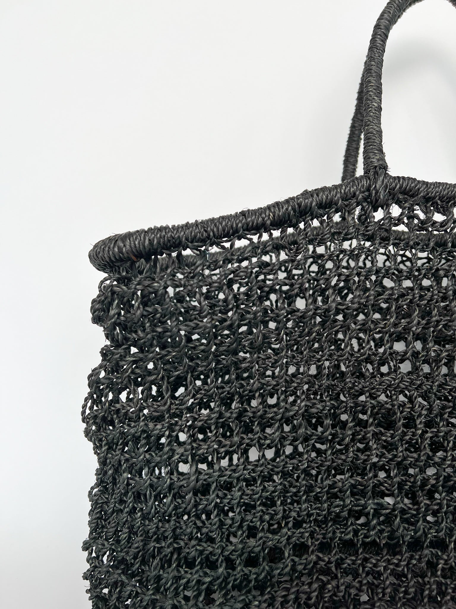 Araw Abaca Black Tote