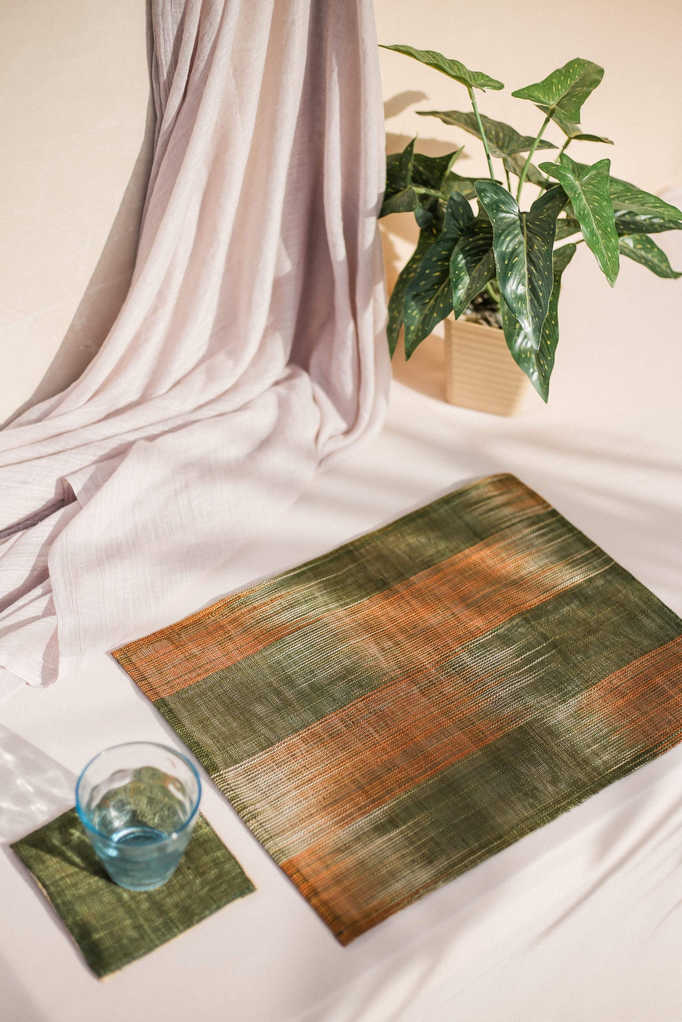 Abaca Placemats Olive - Set of 2